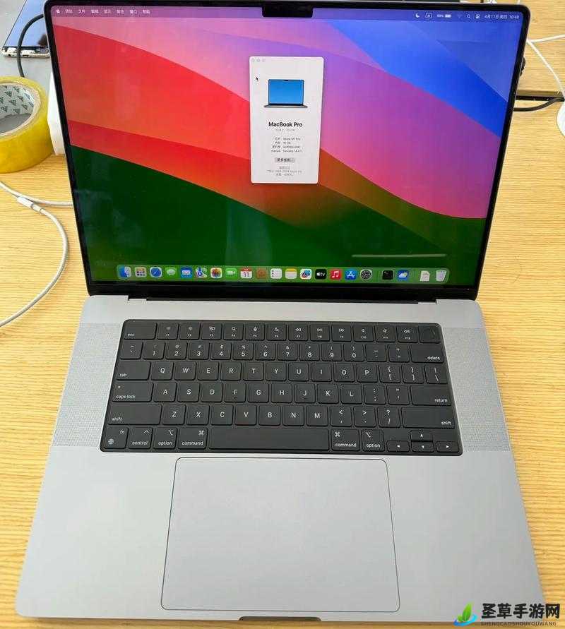 16 岁日本学生 MacBook Pro 评测从未减退：这是真实的吗？