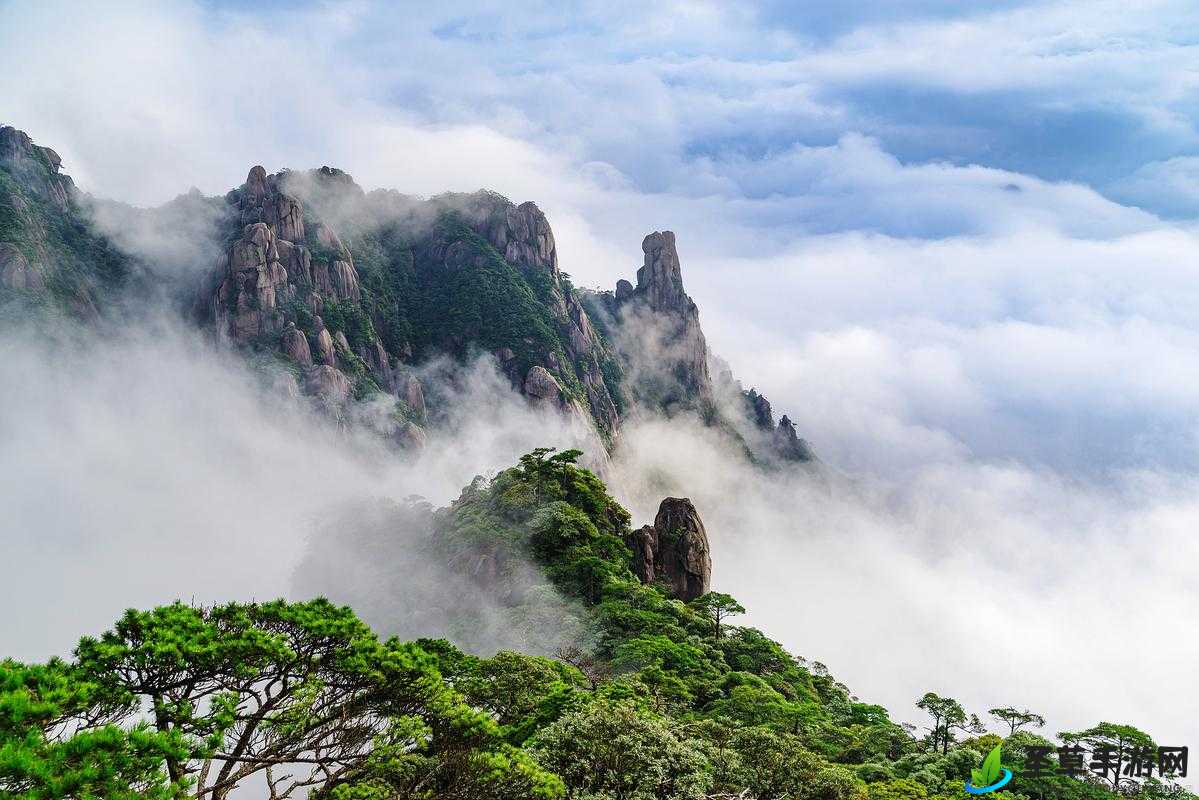 又大又白两座山峰：自然奇观等你来探索