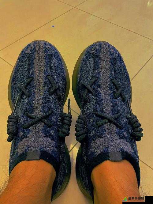 Yeezy380 水蜜桃更加精彩回复：开启独特时尚之旅