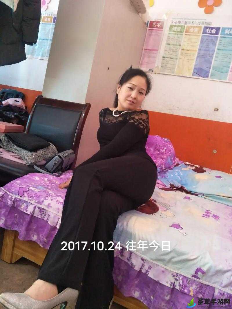 农村色女久久久：揭示乡村女性的情感与生活